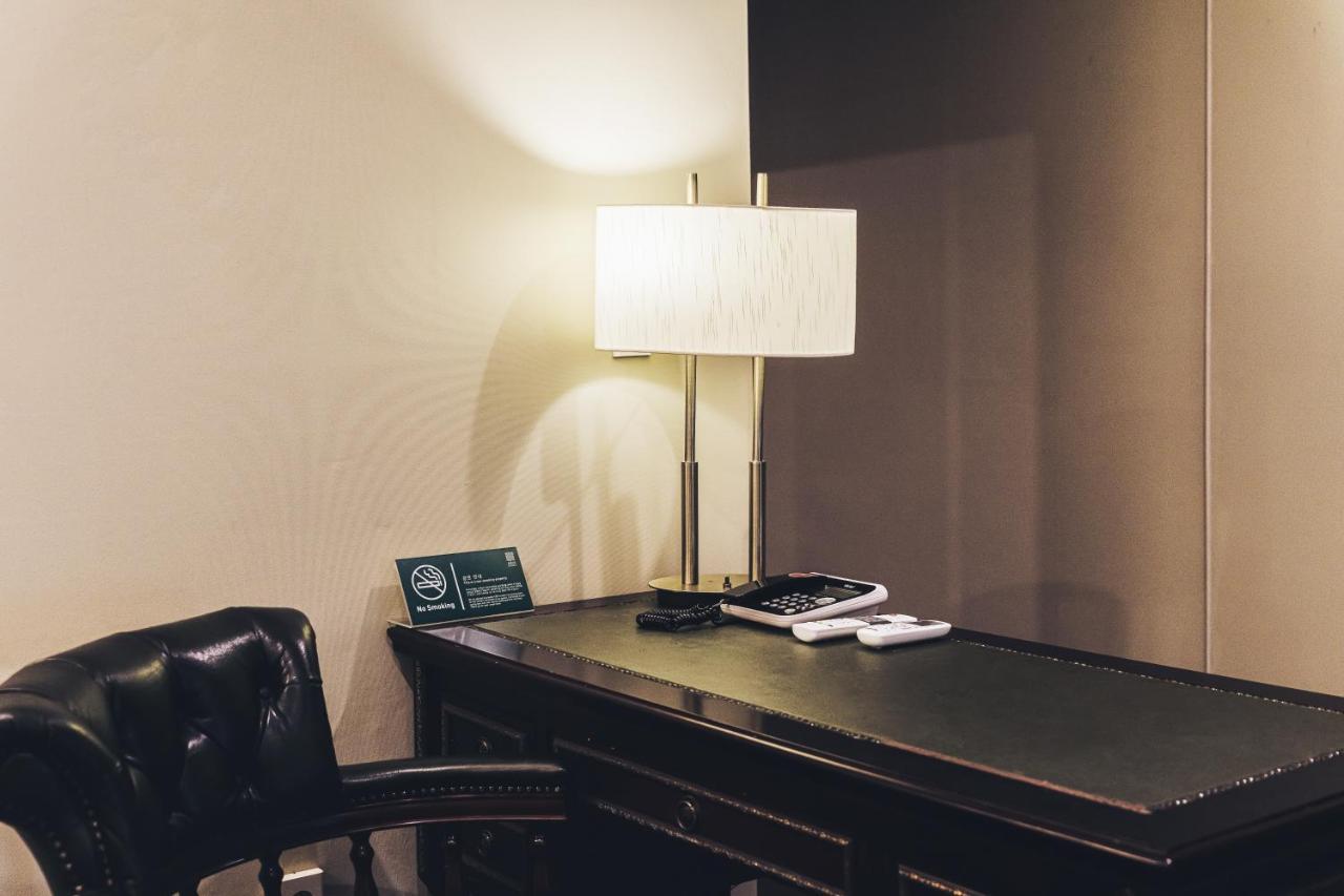 Aria Hotel Seogwipo Extérieur photo